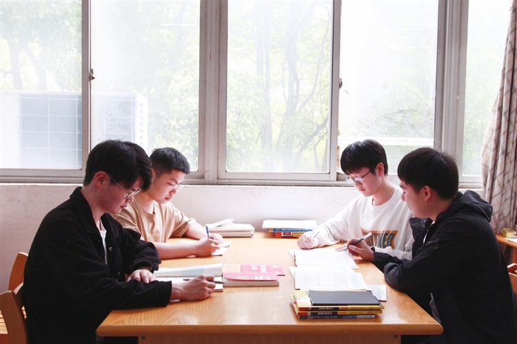 KƴC(j)е̌W(xu)Ժ݈l