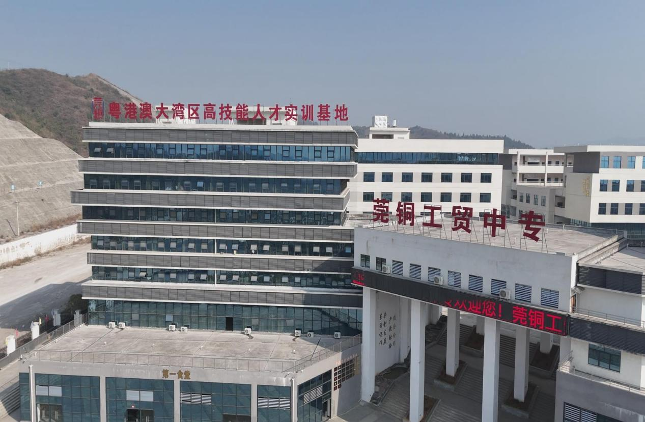 F~ʣa(chn)ں˻ǭf(xi)ģʽҊЧ